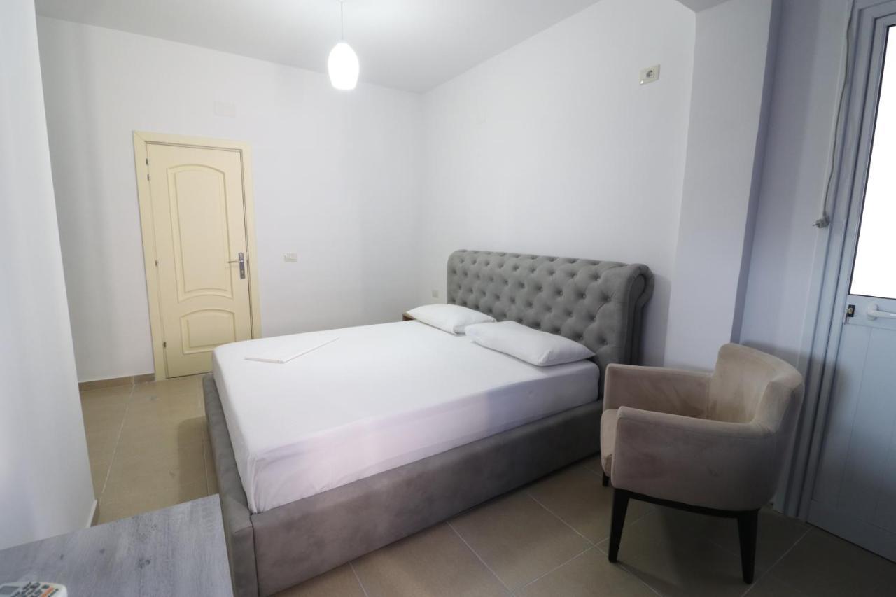 Hotel Kristal Vlorë Eksteriør billede