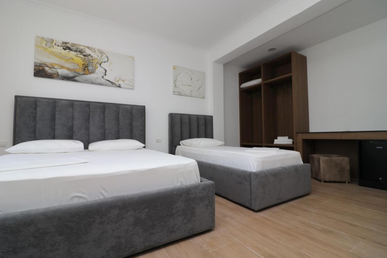 Hotel Kristal Vlorë Eksteriør billede