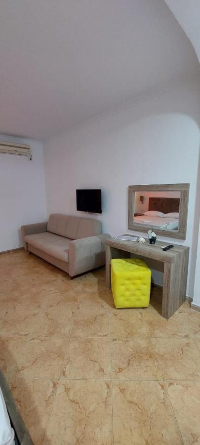 Hotel Kristal Vlorë Eksteriør billede
