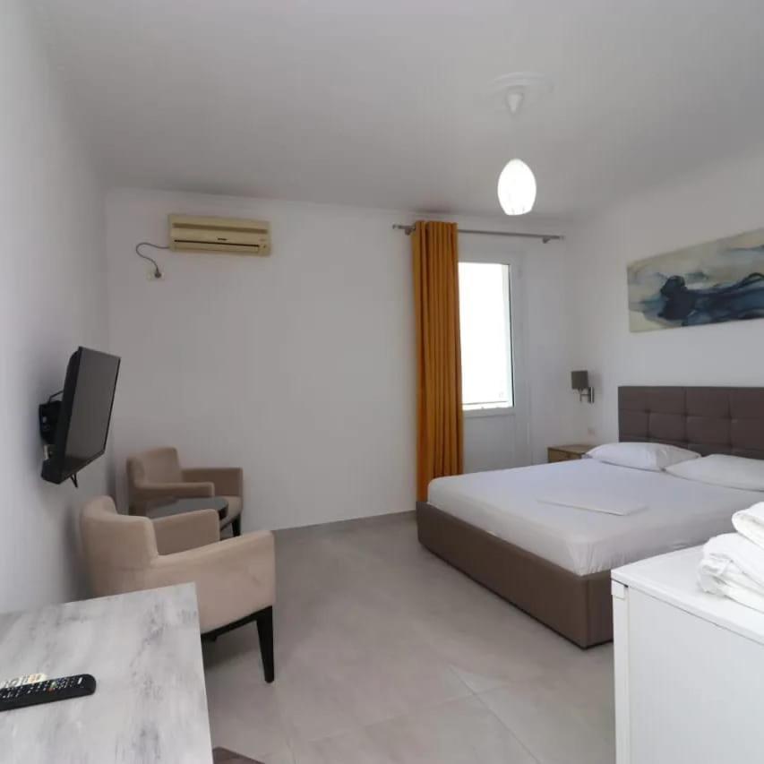Hotel Kristal Vlorë Eksteriør billede
